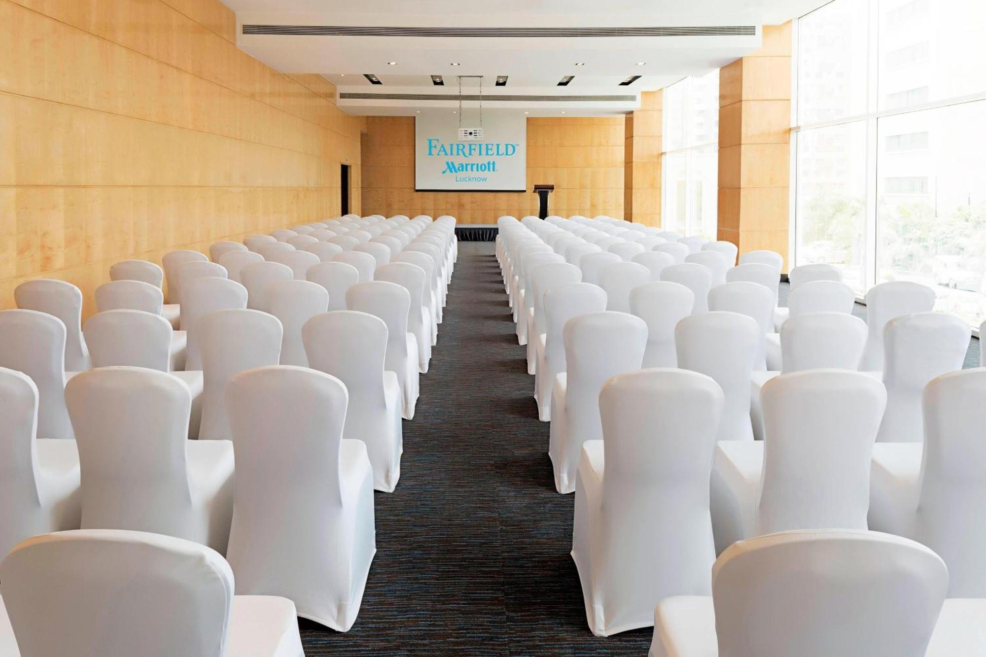 Fairfield By Marriott Lucknow Hotel Exterior foto